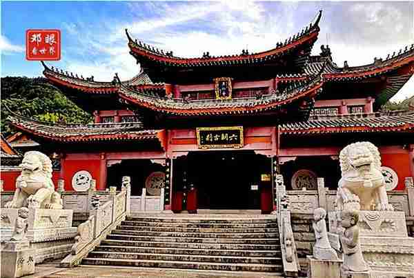 湖北最有名的寺庙藏在鄂东的深山里，还是全国重点文物保护单位