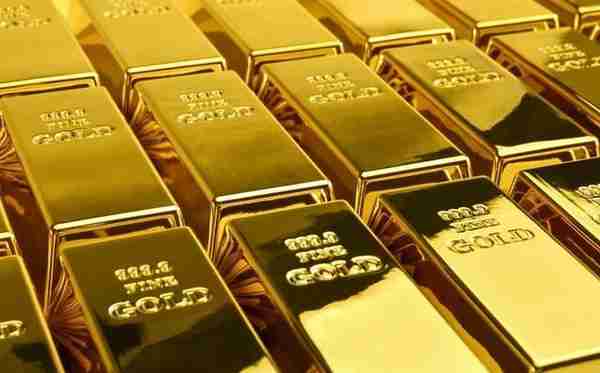 黄金也被收割，已经跌到1637美元，中国大妈们是时候抄底了吗？