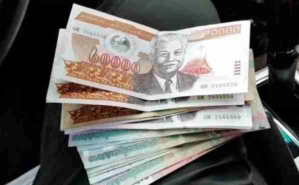 3000人民币能兑老挝币300多万，在老挝能玩多久？别想错了