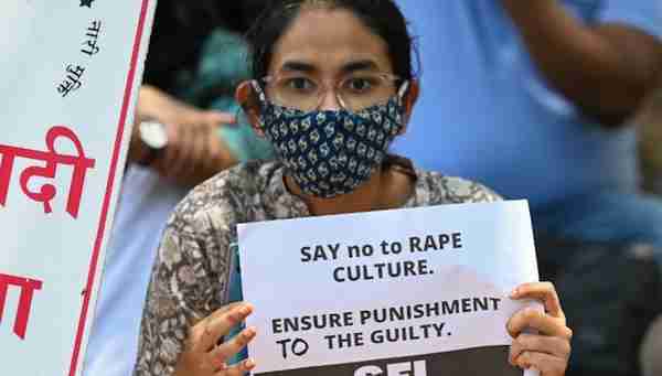 印度再发生恶性案件，9岁低种姓女孩遭奸杀，民众很绝望