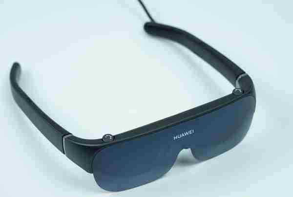 120英寸虚拟巨幕的魅力，智能观影眼镜HUAWEI Vision Glass测评