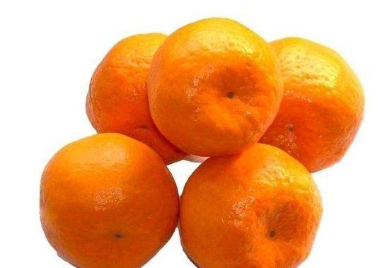 吃橘子有2个禁忌，一个伤肝一个伤胃！很多人都不知道