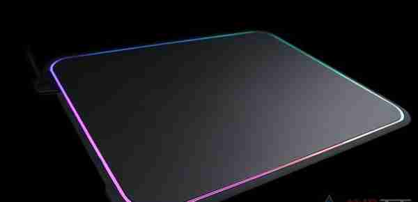 赛睿QcK Prism RGB鼠标垫全国首测：不光高颜值还能换表面