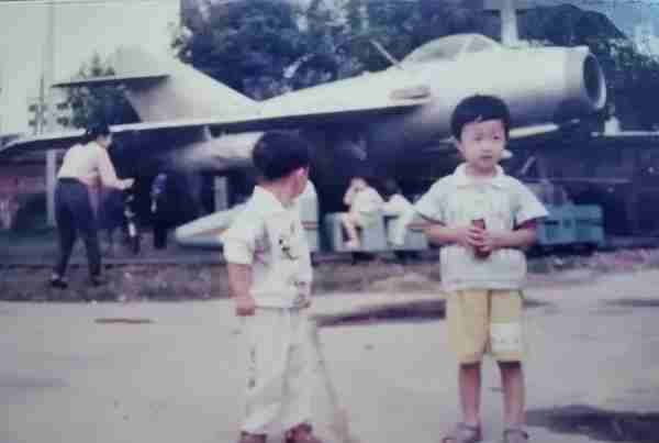 六一回忆录 | 这辆老飞机，据说漳州的小孩都坐过